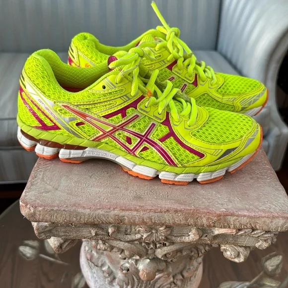 ASICS GT-2000 run-in shoe - size 6 1/2 - GUC - Picture 11 of 11